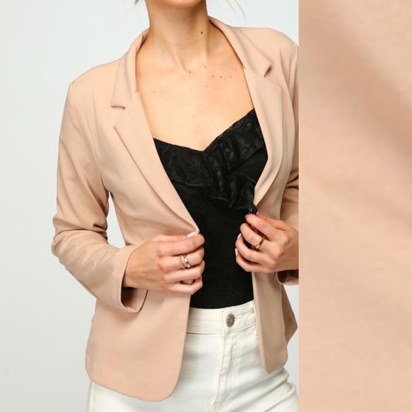 Jackets & Blazers - PRICE IS FIRM Nude blazer